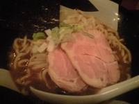 「煮干しラーメン大盛」@すごい煮干ラーメン凪 新宿ゴールデン街店 本館の写真