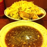 「つけそば並（￥700）」@自家製太麺 ドカ盛 マッチョ 道頓堀店の写真