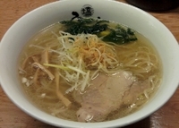 「塩ラーメン」@塩専門 ひるがお 東京駅店の写真