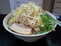 「鬼油ラーメン大 （880円）@青樹」@煮干しらーめん青樹 立川店の写真