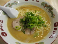 「ラーメン（並）・こってり」@天下一品 福井二の宮店の写真