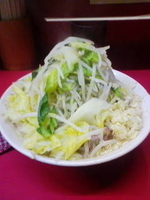 「小ラーメン（野菜ニンニク）」@ラーメン二郎 大宮店の写真