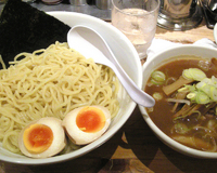 「つけ麺（正油）￥650+味つけ玉子￥50+半ライス（ランチサービ」@大慶の写真