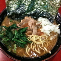 「ラーメン（￥630）玉ねぎ（￥50）」@家系総本山 ラーメン吉村家の写真