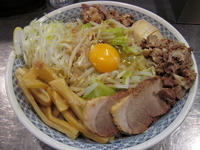 「油そば（850円）、野菜多め、アブラちょい多め」@らーめん大 大久保店の写真