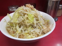 「小豚（ヤサイニンニクアブラ）」@ラーメン二郎 ひばりヶ丘駅前店の写真