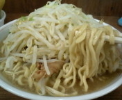 「普通盛焼豚小ダブル 900円」@ラーメン二郎 品川店の写真