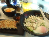 「まぜ麺（汁なし温麺）温玉入り」@目黒 虎心房の写真