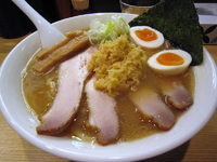 「生姜らーめん（大）+チャーシュー2枚+味玉」@麺処美空の写真