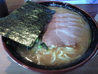 「チャーシュー麺中盛（950円）+味付半熟玉子（100円）+キャベ」@梅家〜舎弟〜の写真