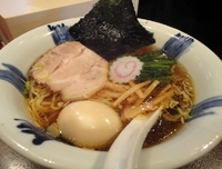 「醤油らーめん+味玉 【650円+100円】」@ラーメン食堂 粋な一生の写真