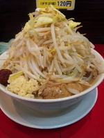 「豚ラーメン 830円」@用心棒の写真