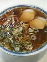 「醤油ラーメン」@手打ちラーメンの店 まるきの写真
