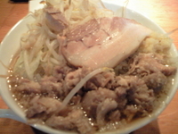 「豚さんラーメン豚ダブル（750円）+チャーシュー1枚（これ群クー」@豚さんちの写真