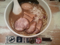 「特製らーめん」@ORAGA NOODLESの写真