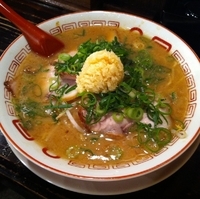 「ニンニクらーめん（￥740）」@らーめん2国 お初天神店の写真