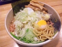 「温玉あぶらめん・ねぎ・太切りめんま」@めん業一筋 善龍の写真