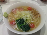 「鶏と魚介の芳醇塩ラーメン」@麺処 ほん田 東京駅一番街店の写真