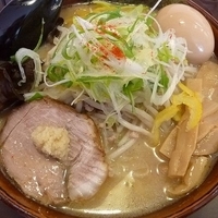 「味噌らーめん大盛  （もやし多め+白美人ねぎあり+とろーり味付玉」@味噌専門 札幌 みそのの写真