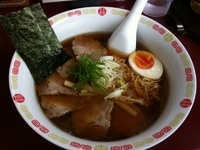 「らぁめん+大盛り+チャーシュー（￥480+￥100+￥300）」@彩雲亭の写真
