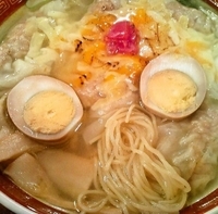 「焼きチーズ雲呑麺（850円）」@広州市場 大塚店の写真