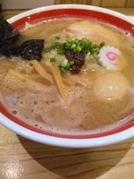 「味玉豚鶏中華そば 【850円】」@赤備の写真