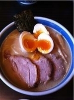 「特製らー麺+煮卵」@九段 斑鳩の写真