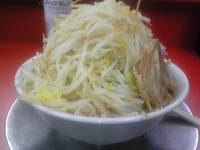 「ラーメン（中）野菜・ニンニク」@ジャンクガレッジ 熊谷店の写真