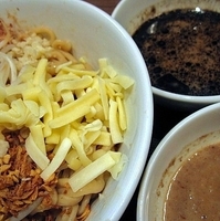 「まぜつけ（中）全マシ 1100円」@ジャンクガレッジ 東京ラーメンストリートの写真