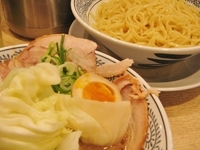 「肉きゃべつけ麺」@二代目丸源 高崎店の写真