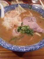 「濃厚ワンタン麺【850円】」@広州市場 五反田店の写真