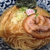 「豚骨魚介らー麺 750円」@東京駅 斑鳩の写真