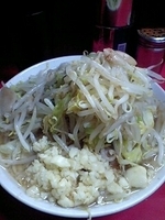 「小ラーメン 全マシニンニクマシマシ」@ラーメン二郎 大宮店の写真