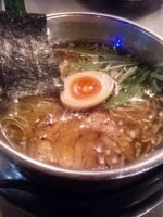 「醤油らーめん（まろ味）【750円】」@ZUND-BARの写真