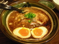 「香味味玉ラーメン（800円）」@麺工房 ぜんの写真