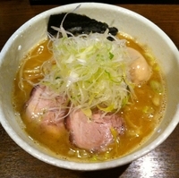 「塩ラーメン（￥700）+ねぎ（￥80）+煮玉子（￥80）」@麺や よかにせの写真