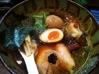 「焦がし正油らーめん（730円）」@らーめん しおの風 INさいたまの写真