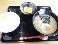 「半ラーメンセット」@ラーメン大桜 東神奈川駅前店の写真