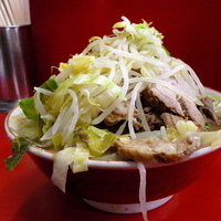 「ぶたダブル大ラーメン 850円（ヤサイマシマシ・ニンニク少し）」@ラーメン二郎 三田本店の写真