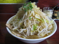 「醤油ラーメン（野菜4倍）[650円]+ 味付け玉子[100円]」@ラーメン頂の写真