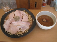 「とろ肉魚とんつけ麺（並盛り）:900円」@とろ肉つけ麺 魚とんの写真