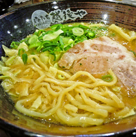 「越後味噌ラーメン ￥780」@新潟進化系ラーメン 俺たち越後や! 新宿御苑店の写真