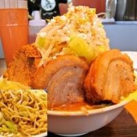 「らーめん+豚マシ（ヤサイマシマシ/ニンニクマシマシ/アブラマシ/」@喜元門 つくば研究学園店の写真