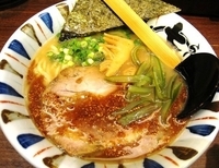 「七志らーめん 【700円】」@とんこつらーめん七志 上大岡店の写真