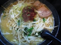 「辛味噌らぁめん（大盛り）」@麺処 くるり 高田馬場店の写真