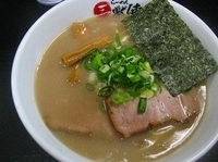 「牛らーめん」@らーめん三獣使の写真