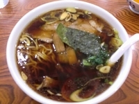 「醤油らーめん」@らーめん ヒグマ 女池店の写真