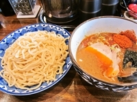 「濃厚辛つけめん（麺量300g選択） 750円」@東京背脂 銀の豚の写真