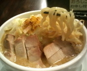 「カレーだ!!豚野郎930円」@かごしまらーめん我流風 秋葉原駅 昭和通り口店の写真