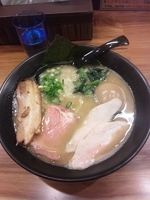 「特製鶏白湯ラーメン」@三代目麺処 「まるは」極 船橋店の写真